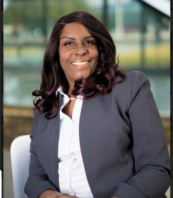 Portrait of Tina Snead, Realtor.